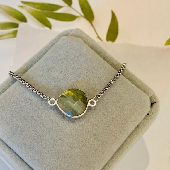 Labradorite Slider Bracelet - Picture 1 of 4